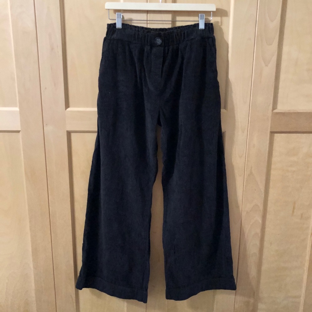 Wide-leg corduroy pant (M)